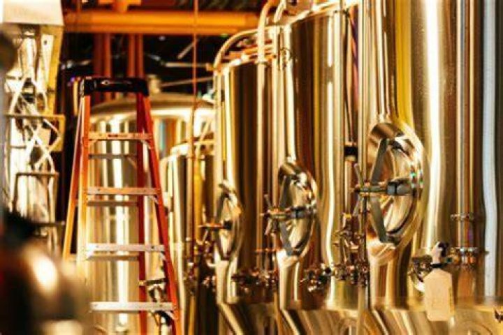 Can a close corporation be a small business corporation?