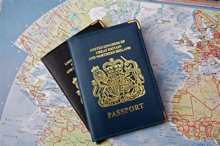 Can I live and work in Sweden with a British passport?