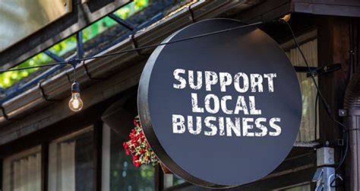 How many small businesses are registered in California?