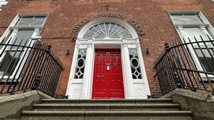What is a select account Ulster Bank?